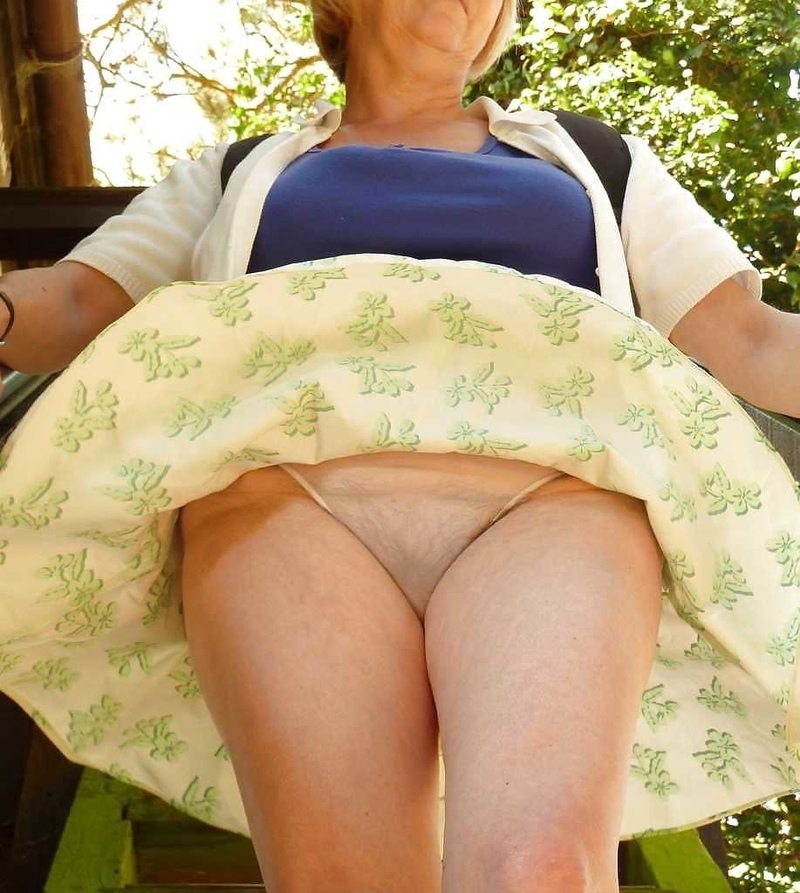 Russin Oma Upskirt Pov