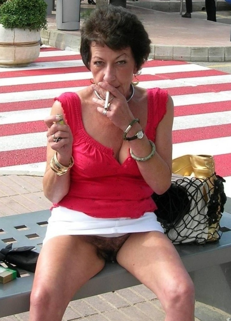 vieille dominatrice voyeur soeur vieille dominatrice voyeur soeur